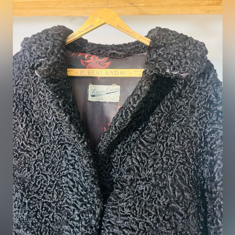 VTG 1950 Black Astrakhan Lamb Fur Coat | Made in Quebec by Fernand Émond - Picture 12 of 15